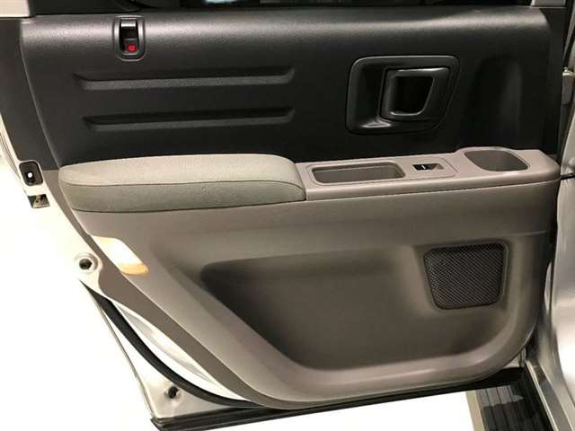 2010 Honda Ridgeline 4x4 RT 4dr Crew Cab